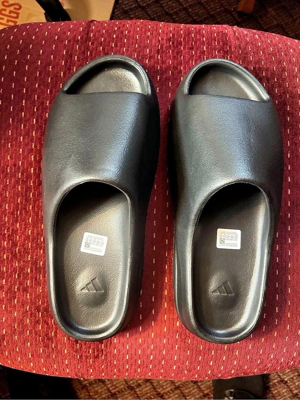Adidas Black Yeezy Slides (Size 12)